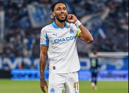 Aubameyang hạnh phúc với màn trình diễn bùng nổ ở tuổi 36